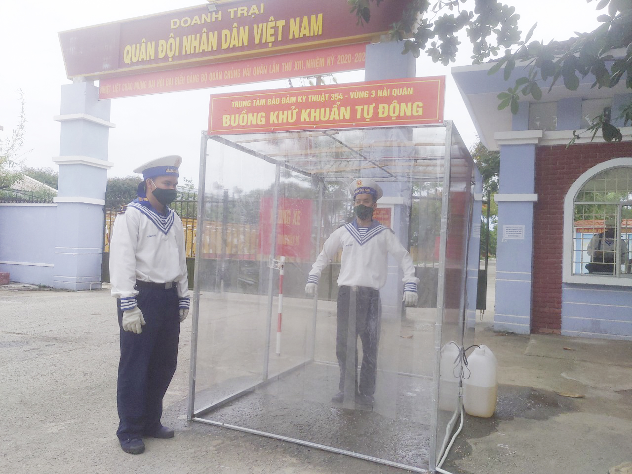 Buồng khử khuẩn tự động phòng, chống dịch Covid-19 
